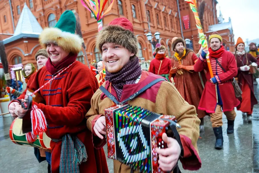 Maslenitsa festival Moscú Rusia gira
