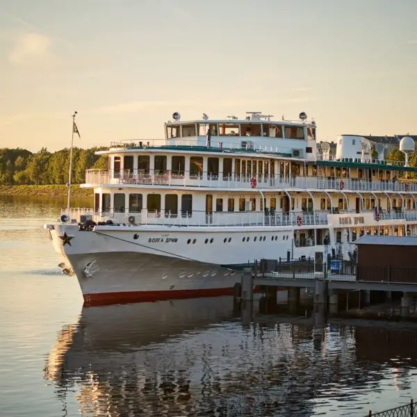 volga river cruise from st. petersburg to moscow