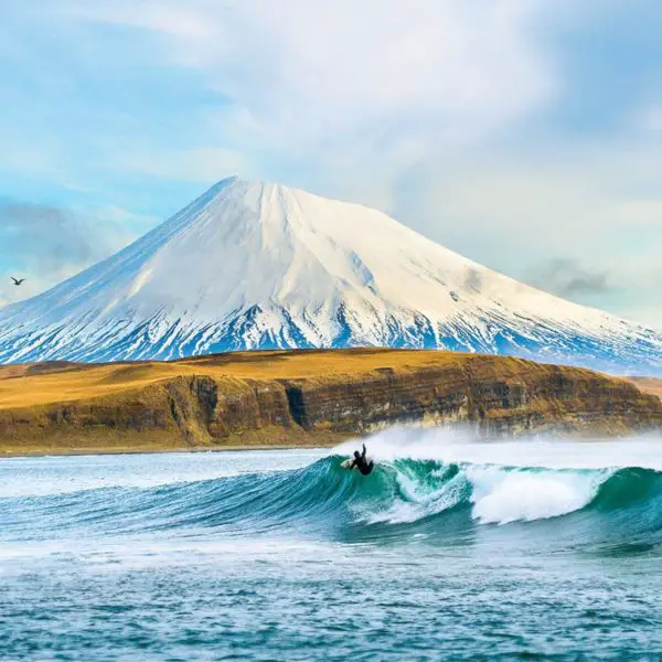 Kamchatka photo tour bears volcanoes Russia Siberia