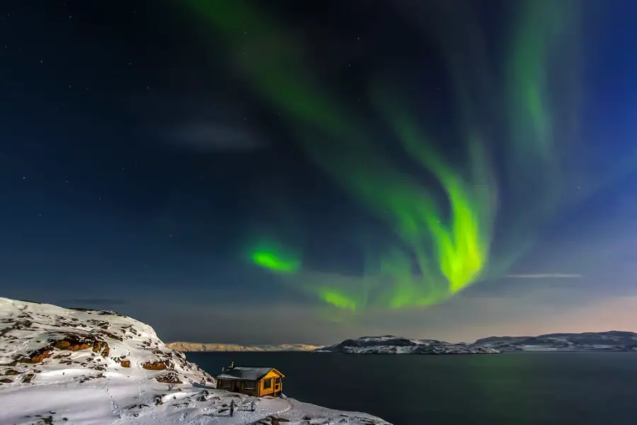 Northern Lights Murmansk tour Russia Kola Peninsula Teriberka