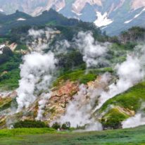 Kamchatka trekking tour Russia bears and volcanoes