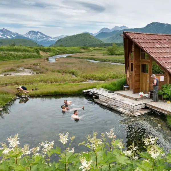 Kamchatka trekking tour Russia bears and volcanoes