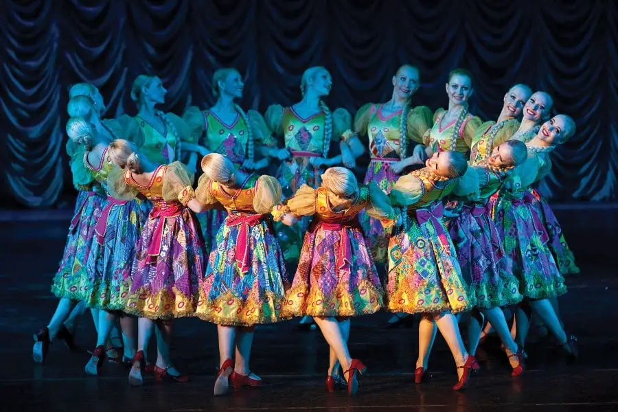 Tie-break instead of the third set and Russian national dances